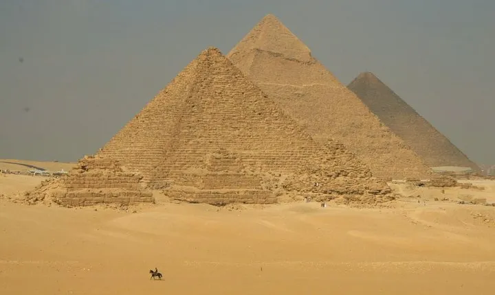 Day Tour at The Pyramids,Memphis,Saqqara