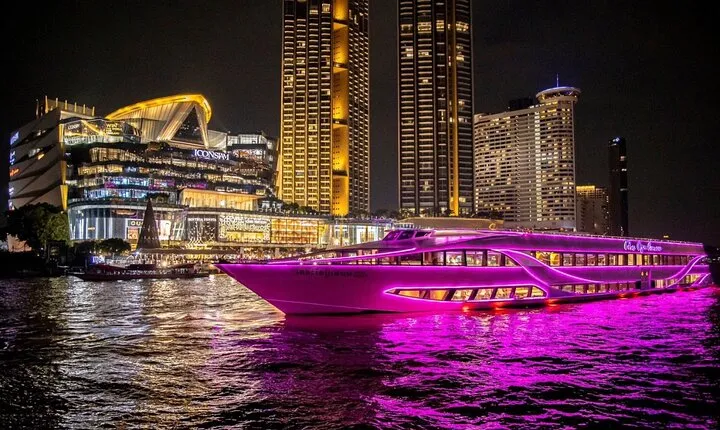 Bangkok The Opulence Buffet Dinner Cruise with Live Band