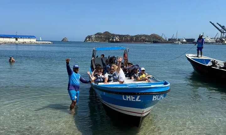 Maritime Adventure Bahia de Cinto and Playa Cristal, Tayrona Park