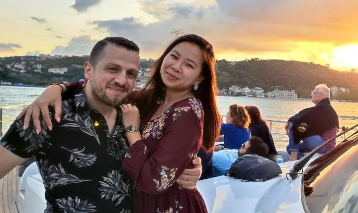 Bosphorus Sunset Cruise on Deluxe Yacht in Istanbul