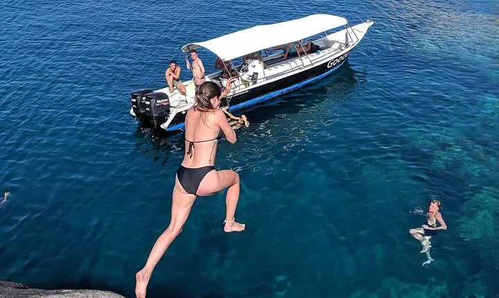 Koh Tao Cliff Jumping Snorkeling Experience