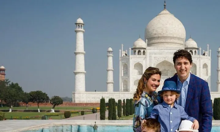 Private Tour: Day Trip to Agra from Delhi Including Taj Mahal and Agra Fort