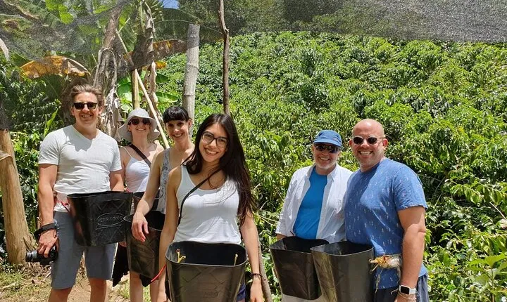 Private Day Tour of Jardín with Horseback Ride and Coffee Villa from Medellin
