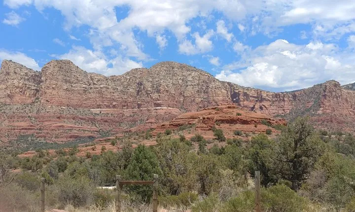 Private 2-Hour Sedona Bell Rock or Cathedral Vortex Journey & Meditation