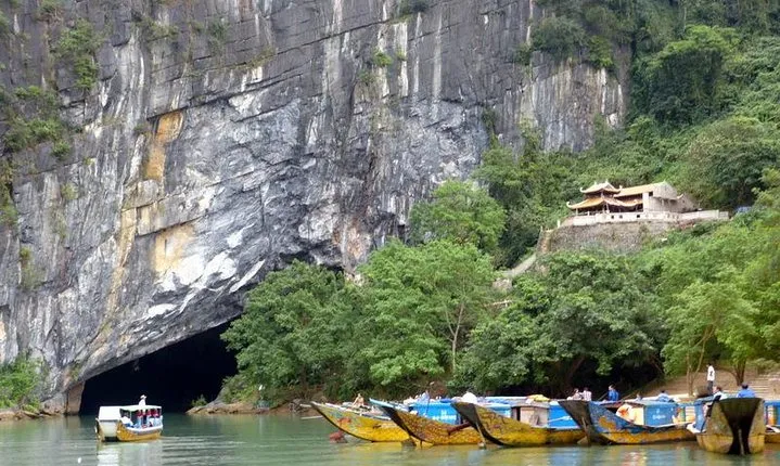 Phong Nha Paradise caves Daily Tour
