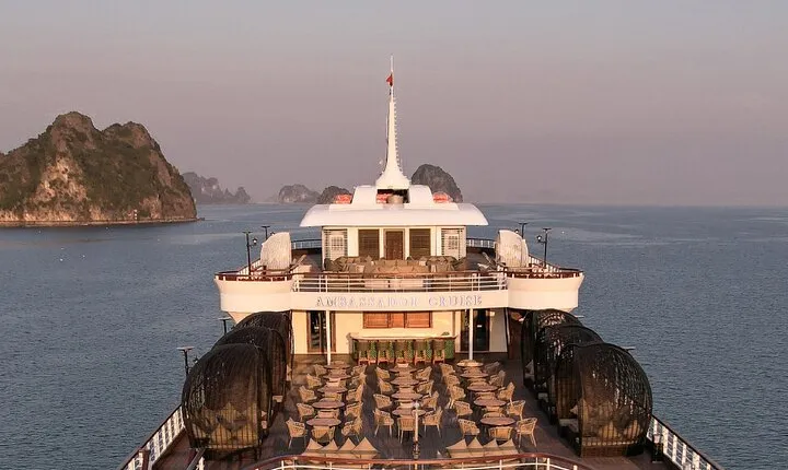 2 Day Chill Cruise Explore Halong and Lan Ha Bay from Hanoi