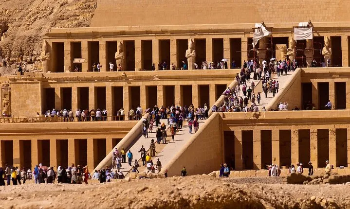 Explore Luxor in two days with Hot Air Balloon Ride and transfers