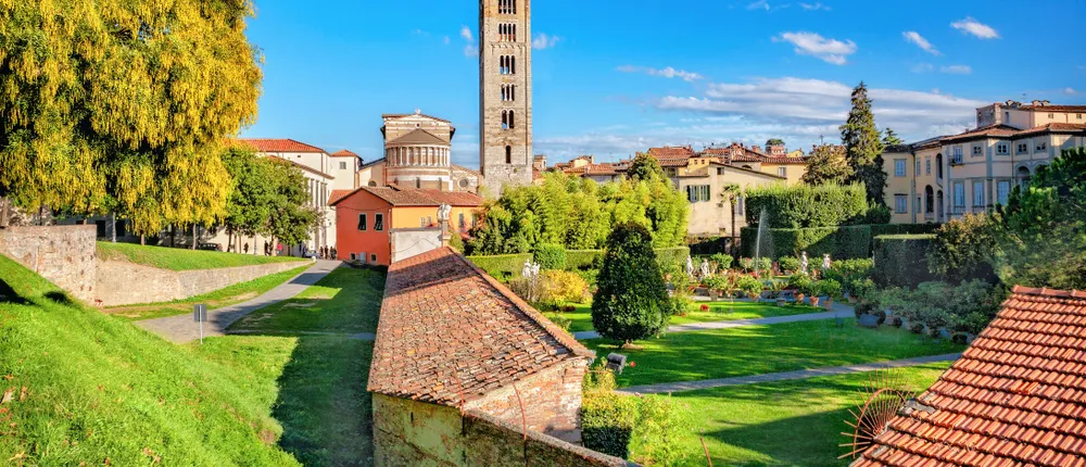 Pisa and Lucca Day Trip from Florence