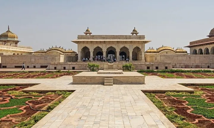Taj Mahal & Agra City Tour From Agra Airpot 2 Day Tour