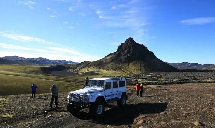 Private Superjeep Landmannalaugar and Hekla Volcano Day Trip