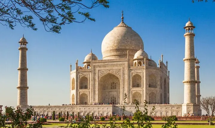 Private Sunrise Taj Mahal & Agra Fort Day Tour From Delhi by Car