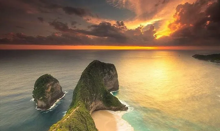 Bali,Nusa Penida, West Trip: The Most Beautiful Beach spot photo