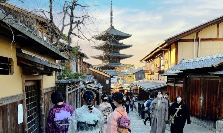 We love Kyoto, Kiyomizudera and surroundings