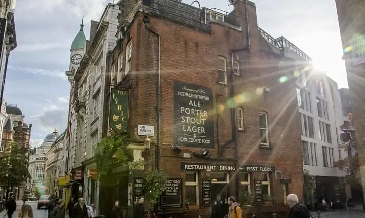 London Soho District - Exclusive Guided Walking Tour