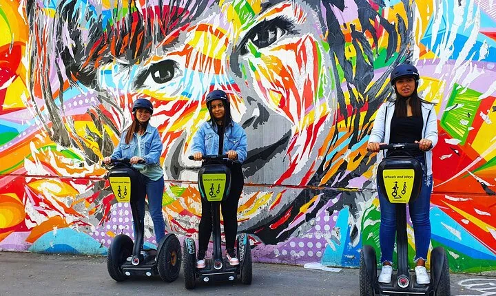 Street Art tour in Paris - Discover Paris murals !