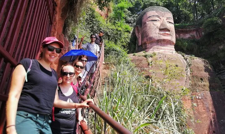 Private Leshan Buddha Day Tour with Local Market visiting
