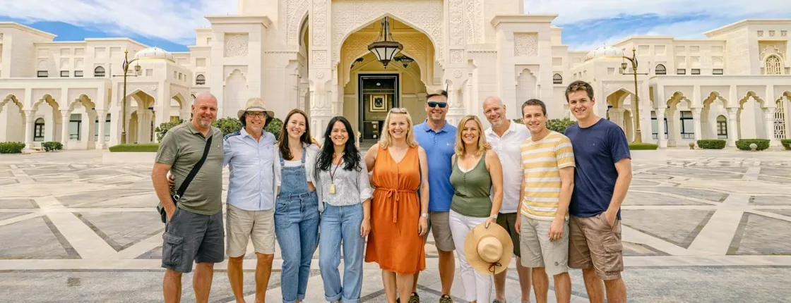 Private full-day tour of Abu Dhabi and Qasr al Watan