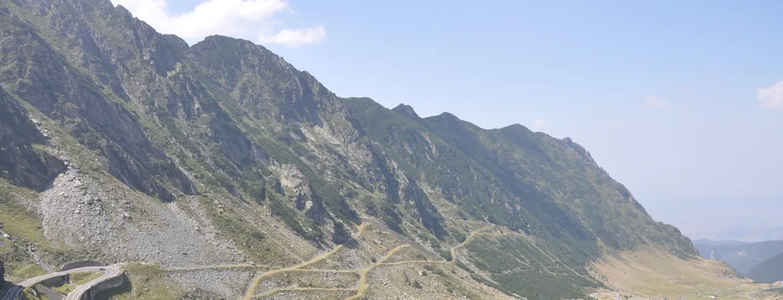 Brasov: Private Fagaras Mountains Trekking Tour