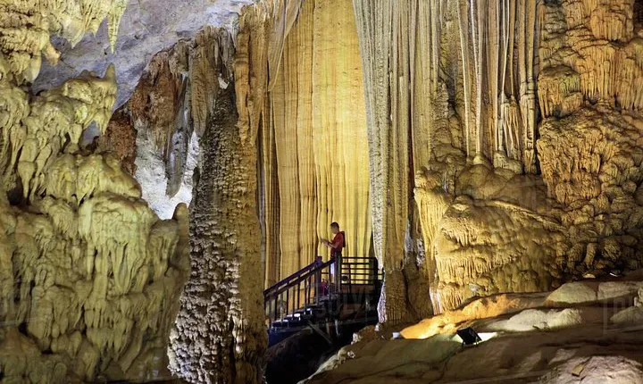 Paradise Cave And Dark Cave Tour 1 Day
