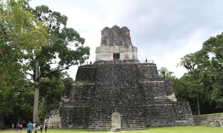Tikal VIP Exclusive Tour All inclusive from Flores Guatemala 
