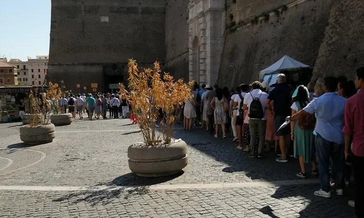 Best of the Vatican Museum's ~ Sistine Chapel No Line Guided Tour