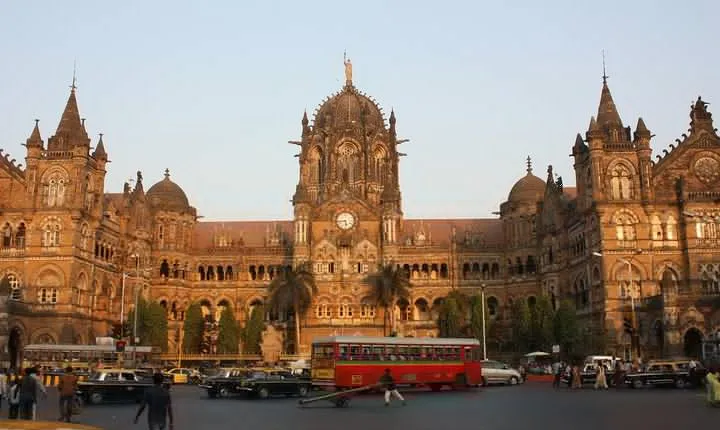 Highlights of the Mumbai (Guided Half Day Sightseeing City Tour)