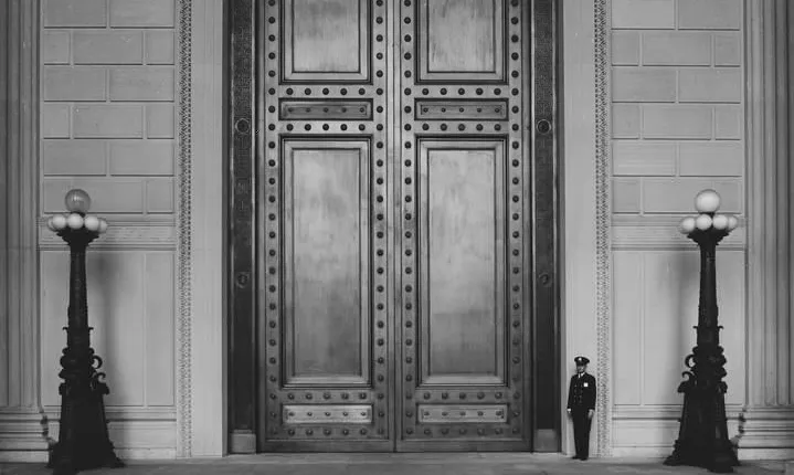 #1 National Archives + National Portrait Gallery Guided Tour