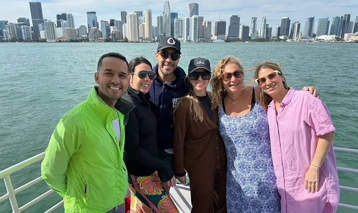 South Beach: Miami Boat Cruise and Skyline 