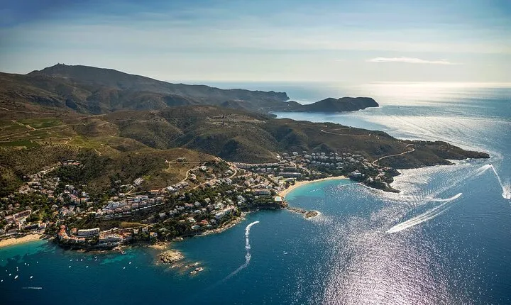 Cala Murtra: Immerse yourself in the beauty of an underwater world