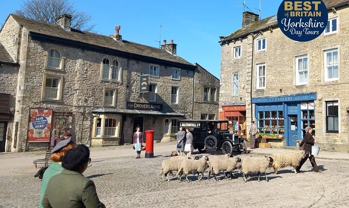Herriot and Yorkshire Dales Day Trip from York