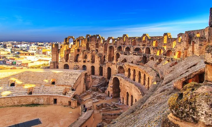El Jem and Monastir Full-Day Tour with Lunch from Tunis or Hammamet