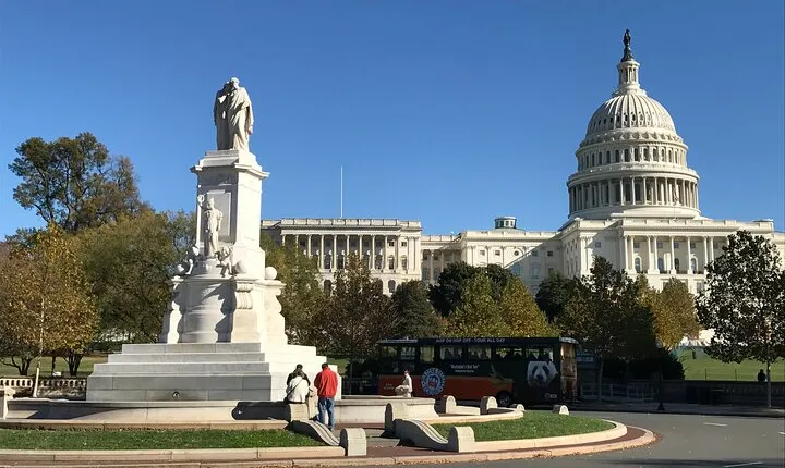 Half-Day Private Guided Bike Tour in Washington
