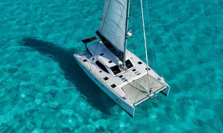 Cancun: Private Catamaran to Isla Mujeres with Snorkeling & Lunch