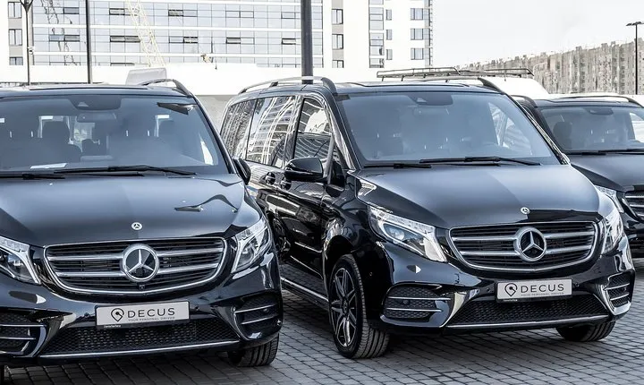 Luxury Private Day Transfer from Milan to Orio Al Serio Airport