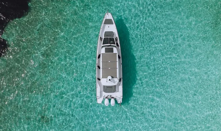 Private Luxury Boat Tour from Paros to Sifnos