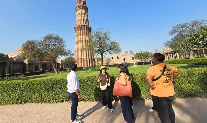 Private Full or Half Day Old and New Delhi City Tour
