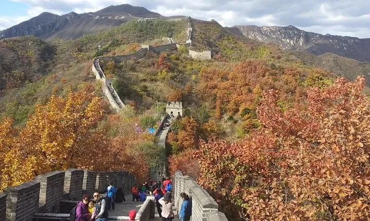 Ming Tomb Plus Mutuanyu Great Wall Coach Tour