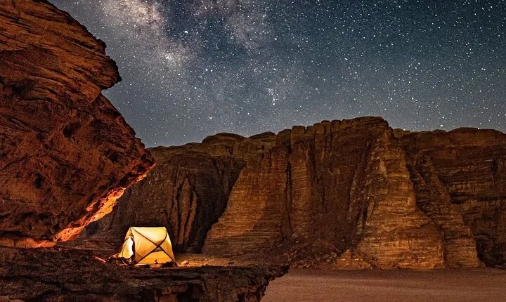 4h Jeep Tour + Bedouin Night (Dinner & Breakfast)