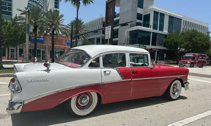 Classic Car Tour around Miami