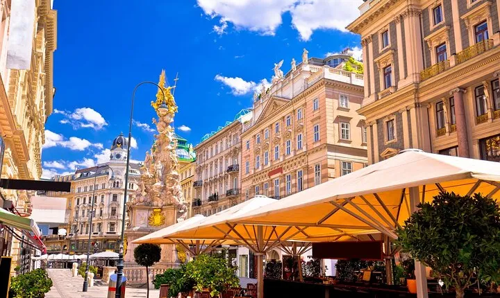 Vienna's Old Town and Attractions Self-Guided Tour Booklet