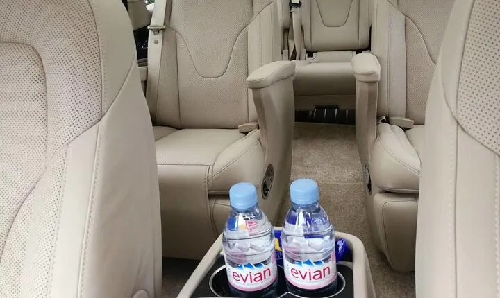 Private transportation from Beijing Capital Airport, Dussing Airport, pick-up.