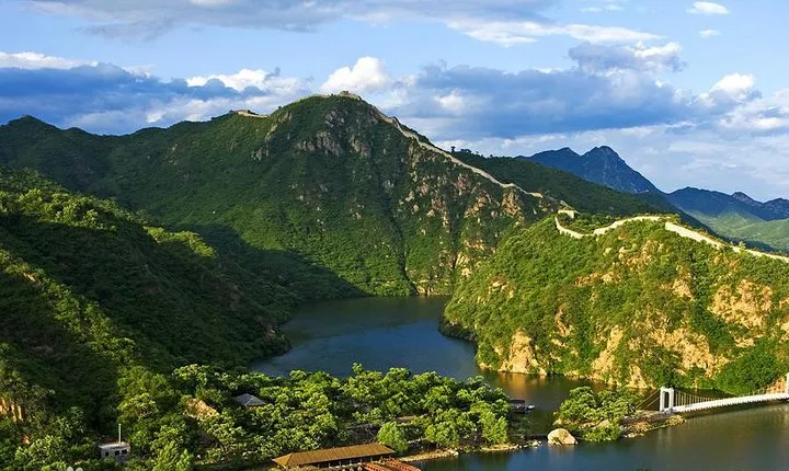 Huanghuacheng Lakeside Great Wall Private Day Tour