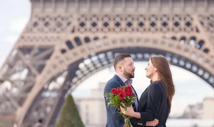 Celebrate in Paris with Photo Portraits of You by a Professional Photographer