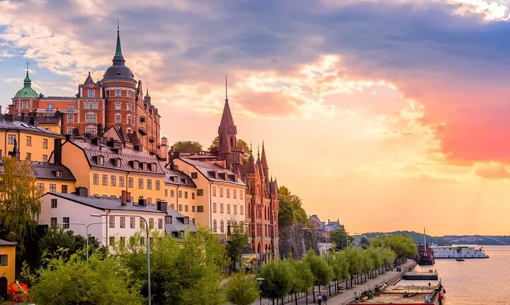 Family Walking Tour of Stockholm's Old Town, Junibacken