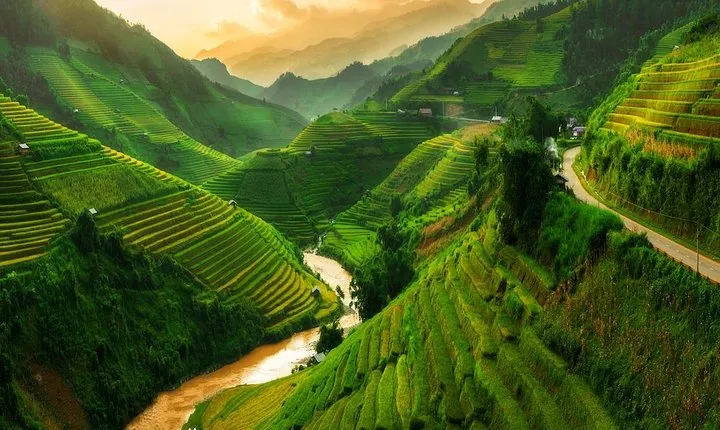 Sapa tour 2days trekking Ta Van & Cat Cat village