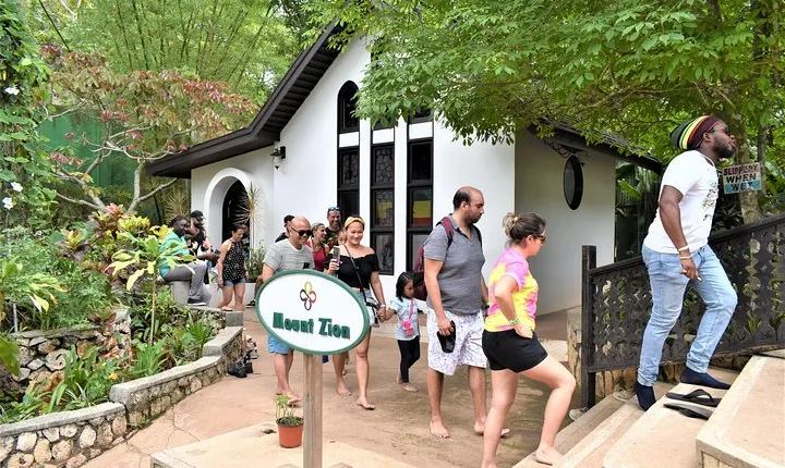 Bob Marley's Nine Mile Day-Trip with Admission & Guided Tour from Falmouth