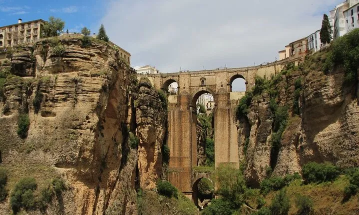 From Costa del Sol: Ronda and Setenil de las Bodegas