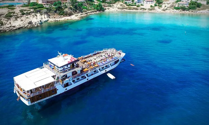 Wave Dancer Sunshine Full Day Cruise - All Inclusive