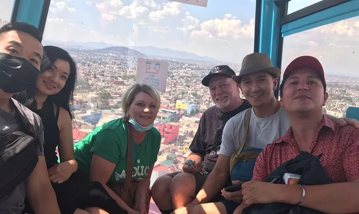 Fly over to the Unexplored Parts of CDMX by Cable Car