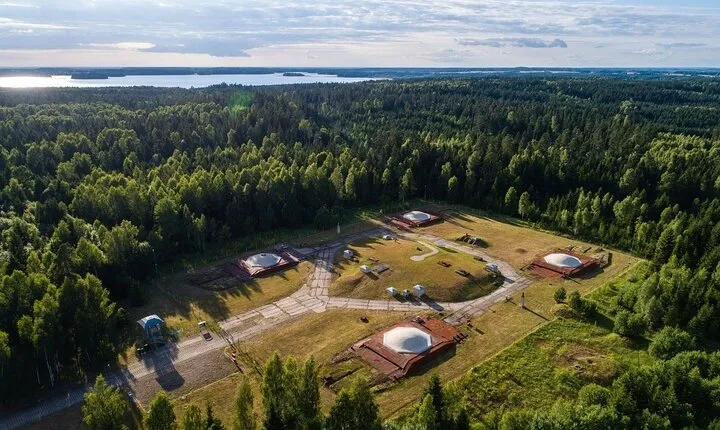 Private Half-Day Tour to Soviet Nudear Missle Base with Pickup